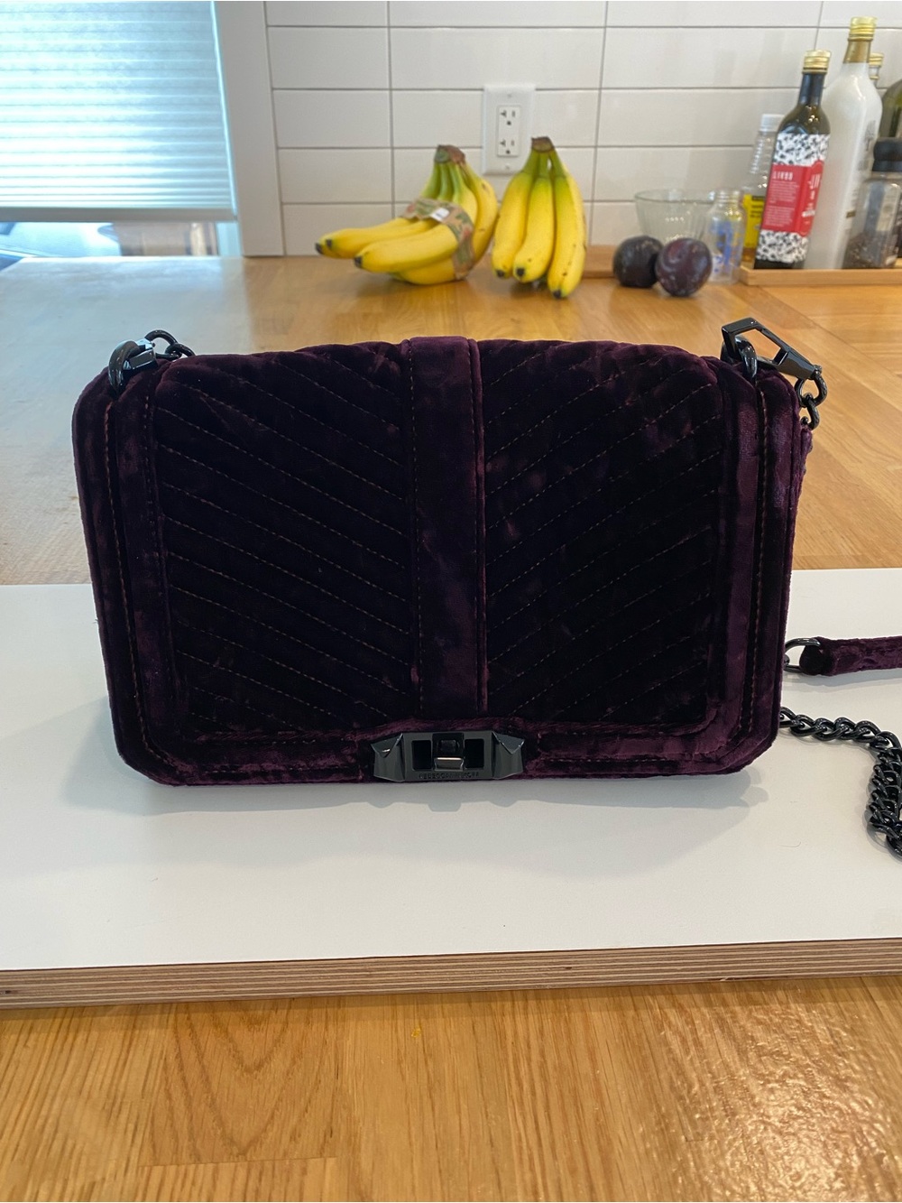 Rebecca Minkoff Purple Velvet Quilted Crossbody Bag - EXCELLENT CONDITION - Picture 3 of 9